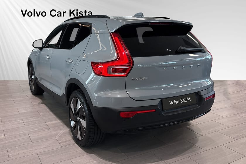Bild 3 av Volvo EX40 Single Motor Extended Range ExtendedRange Plus 360Kamera