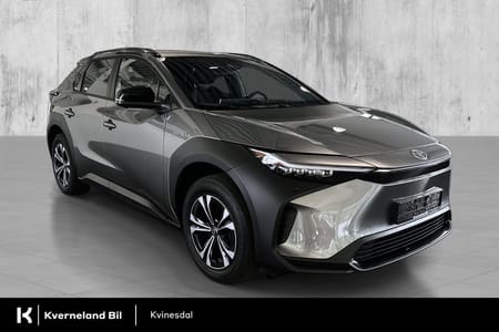Toyota bZ4X Active Tech AWD - 360 cam - KROK - ACC - Navigation