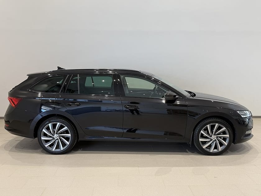 Bild 5 av Škoda Octavia Kombi iV Skoda Combi 1.4 TSI 204 HK DSG Pano Drag Elstol