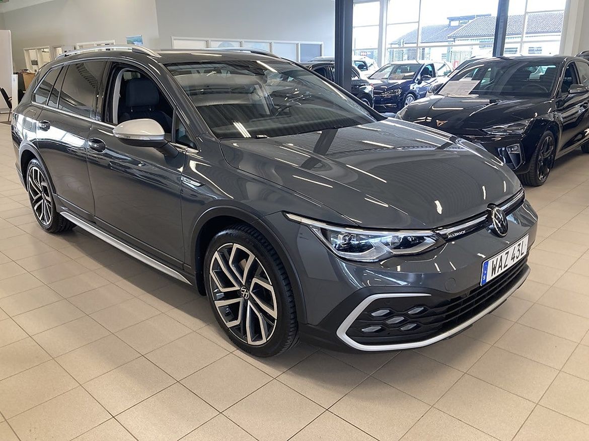 Volkswagen Golf 2024