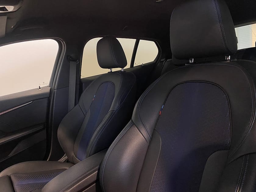 Bild 4 av BMW 118i 118 Rattvärme Adaptiv farthållare HiFi-högtalarsystem