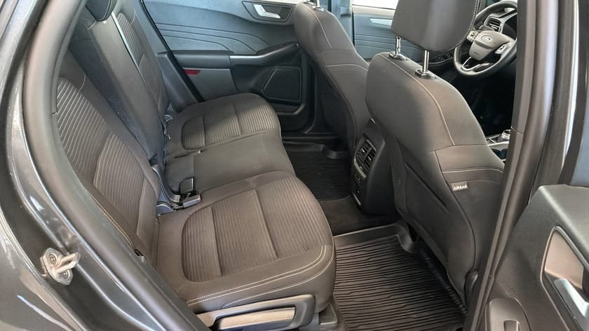 Bild 5 av Ford Kuga Plug-In Hybrid TITANIUM 2.5 FWD 225HK CVT