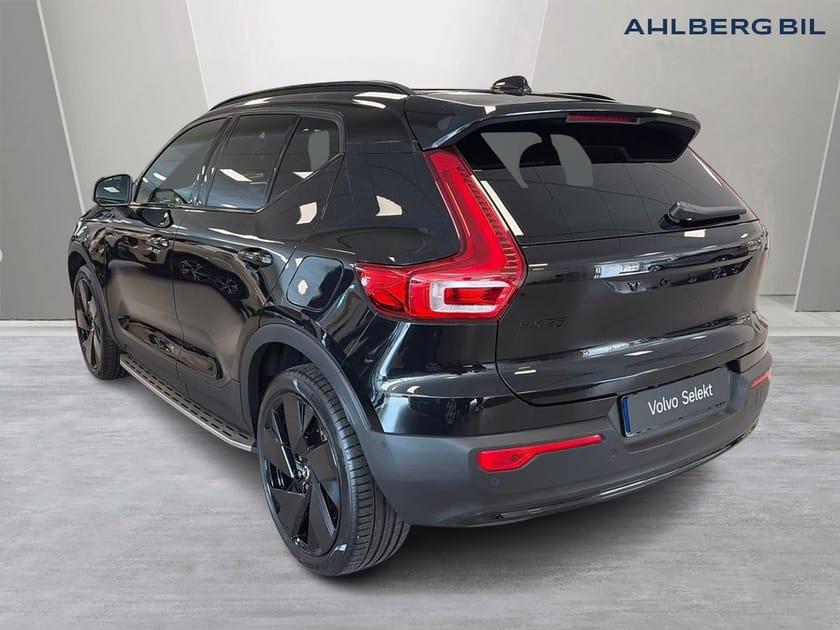 Bild 3 av Volvo EX40 Single Motor Extended Range M R Ultra Black Edt