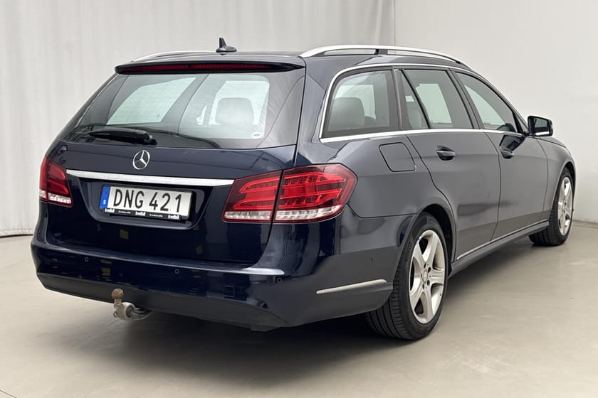 Bild 3 av Mercedes-Benz E 250 T BlueTEC 4MATIC