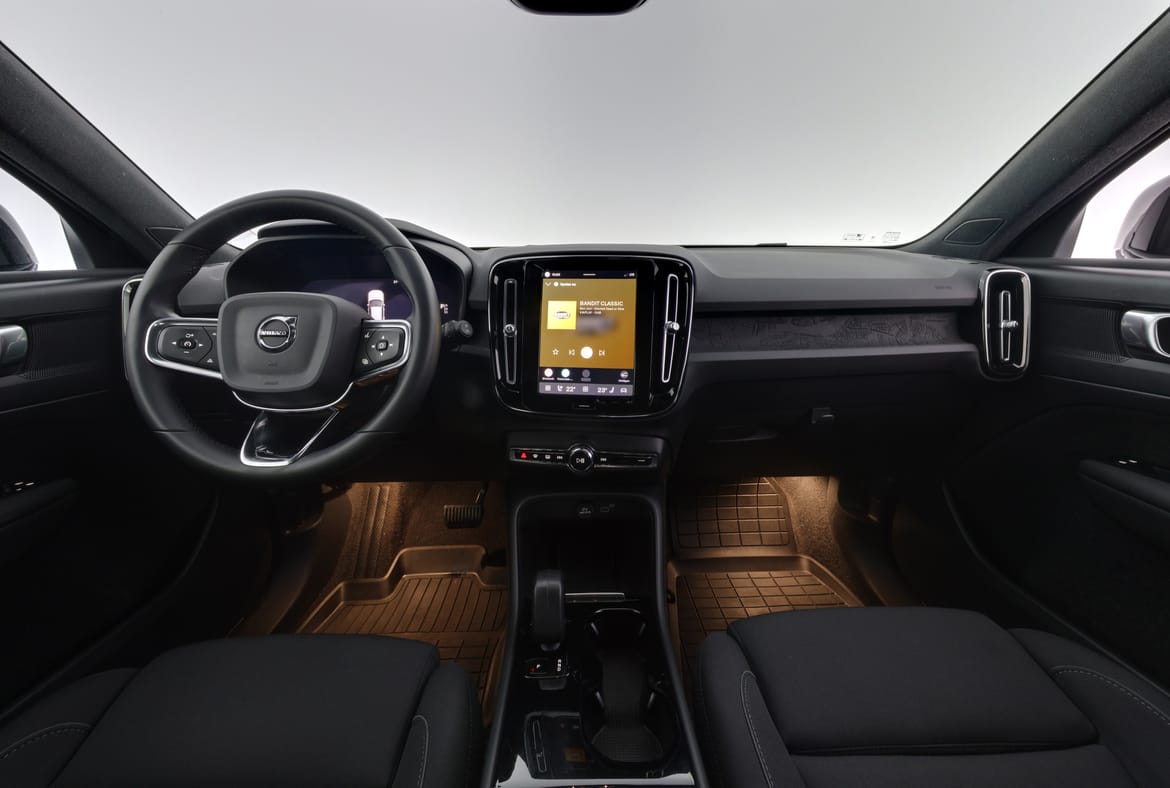 Volvo XC40 2023 - miniatyr 8