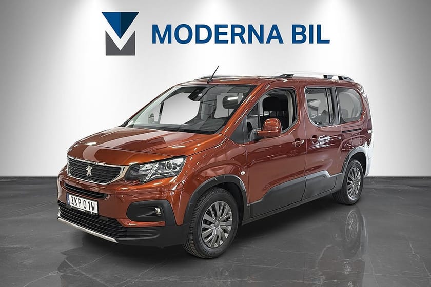 Bild 1 av Peugeot Rifter 1.2 e-THP 110hk 7-sits Nav Dragkrok PDC 2xDörr Nyservad