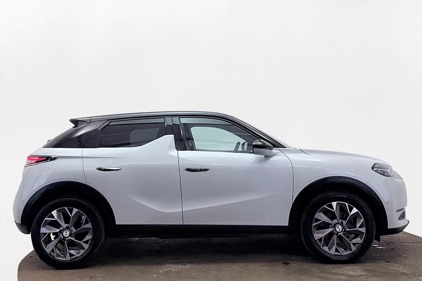 Bild 5 av DS 3 Crossback E-TENSE CCS Läder Navi Kamera 136hk