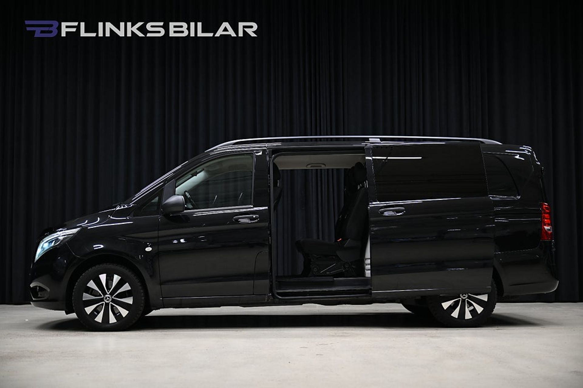 Mercedes-Benz Vito 2022, bild 2/10