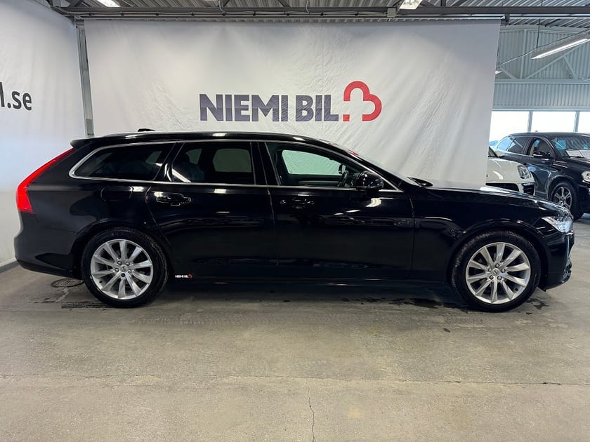 Bild 5 av Volvo V90 D3 AWD Advanced Momentum Drag/Navi/Dvärm/SoV