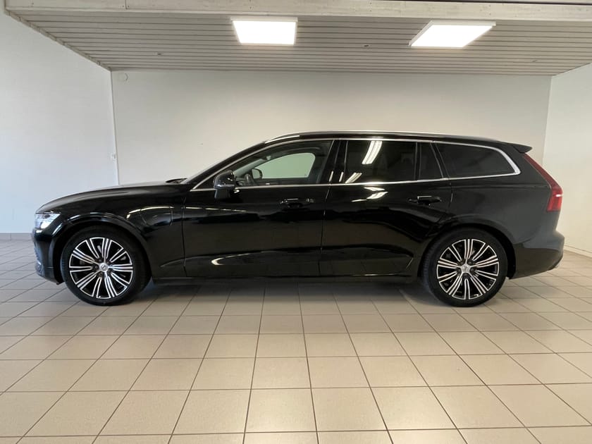 Bild 2 av Volvo V60 Recharge T6 Inscription Exp Drag Nav Backkamera