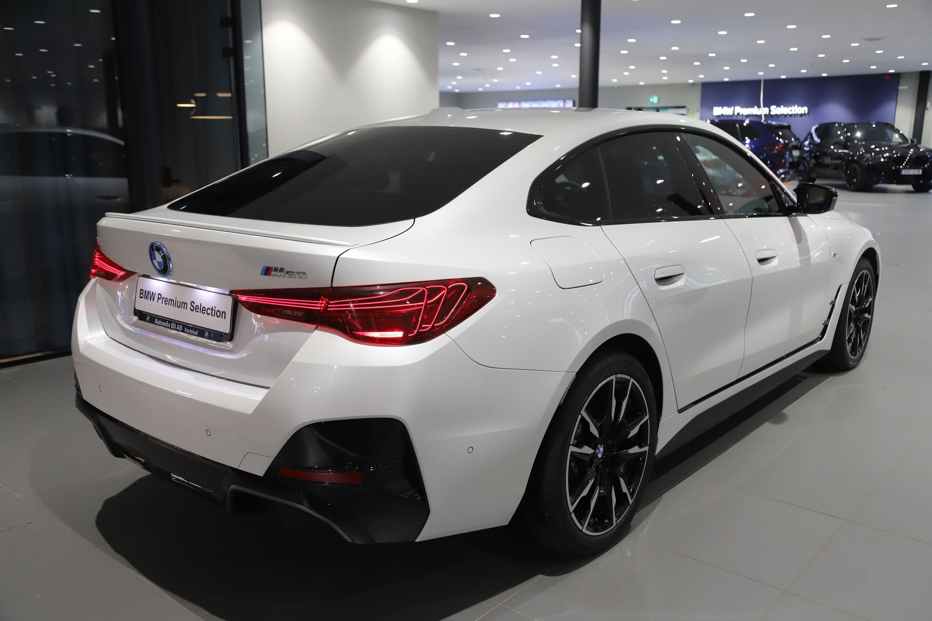 BMW i4 2026, kuva 7/10