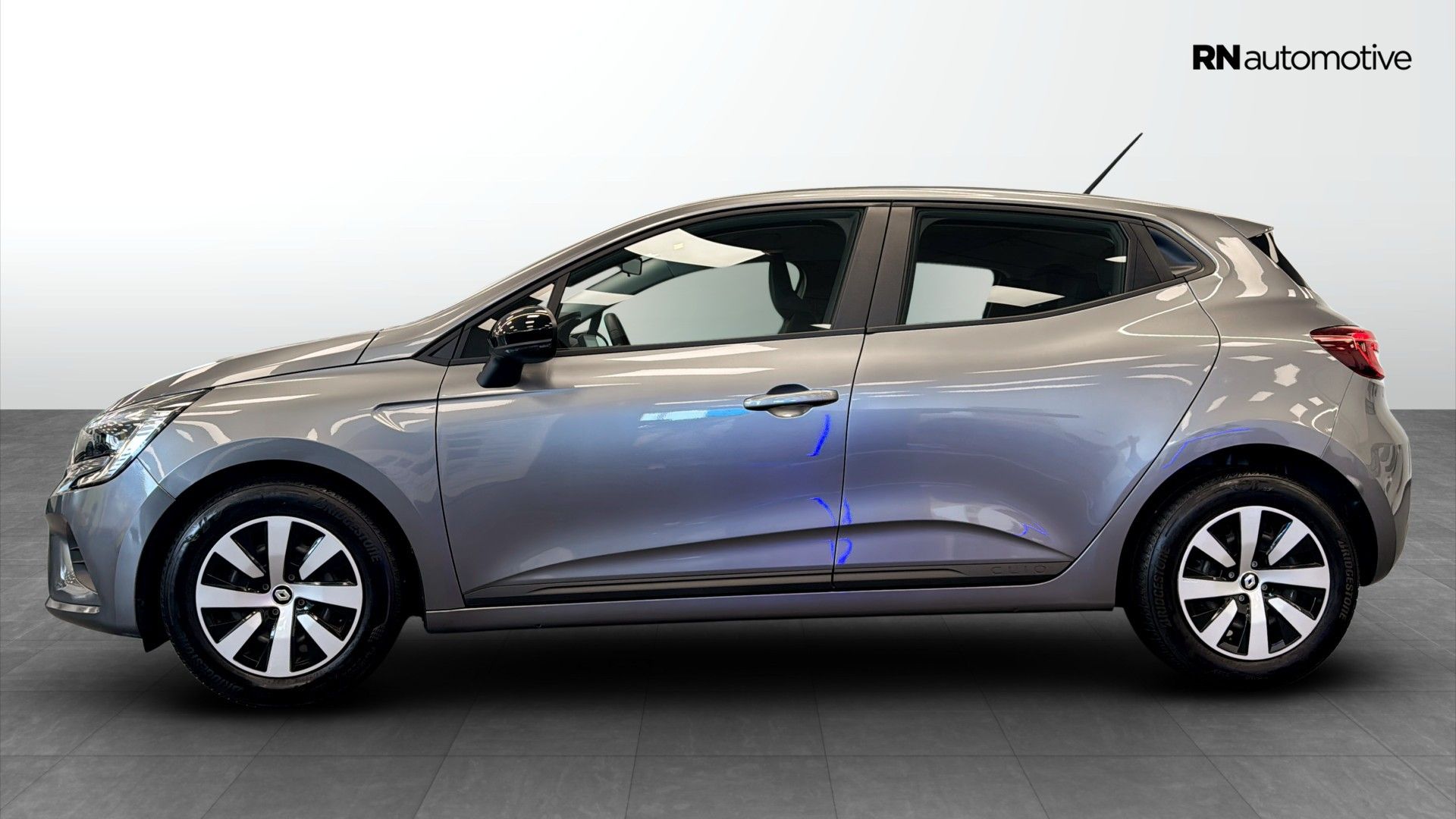 Renault Clio EQUILIBRE TCE 90HK AUTOMAT 2023, photo 2/10