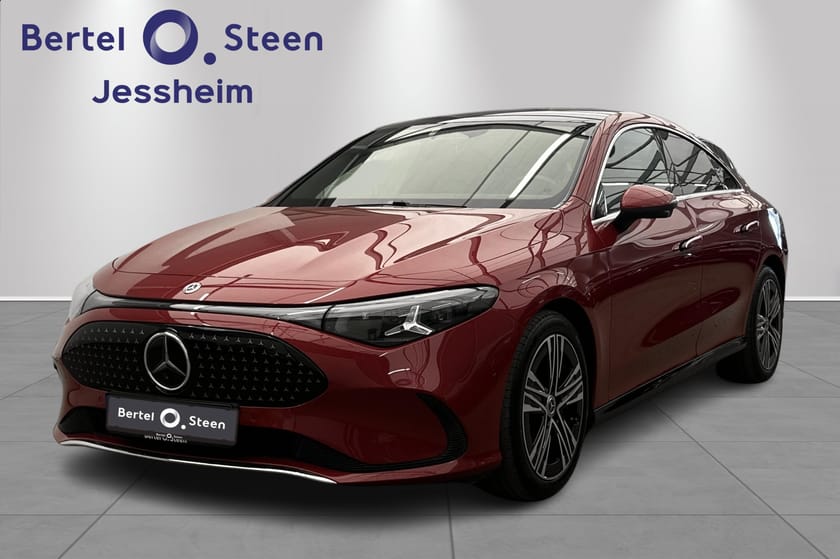 Bilde 1 av Mercedes-Benz CLA 350 4MATIC Premium/Panorama/Kjøreassist, Godt utstyrt!
