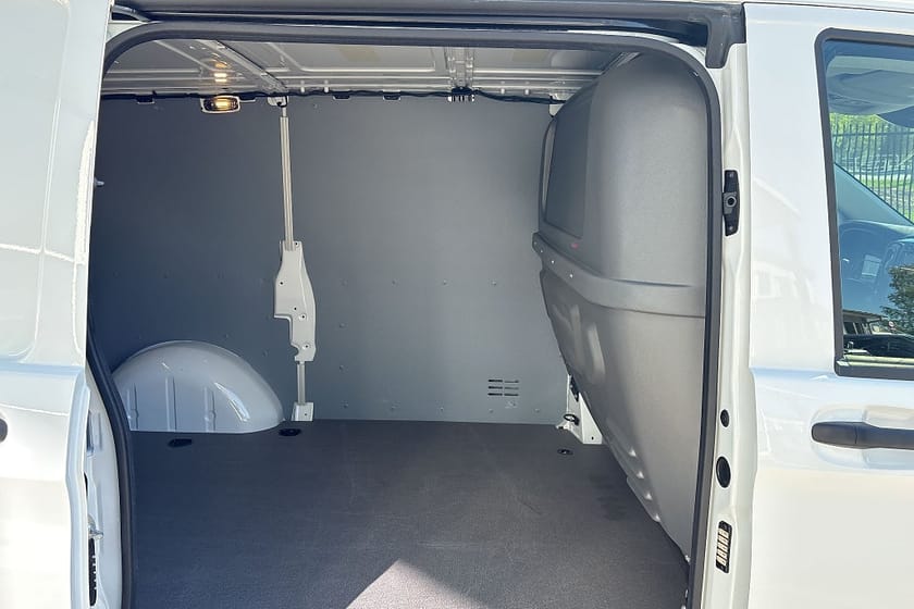 Bild 5 av Mercedes-Benz Vito 116 CDI 2.8t Lång  9G-Tronic Select