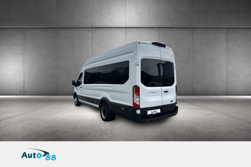 Bilde 5 av Ford Transit 460 Minibus Rullestol rampe - 9 + 1 rullestol