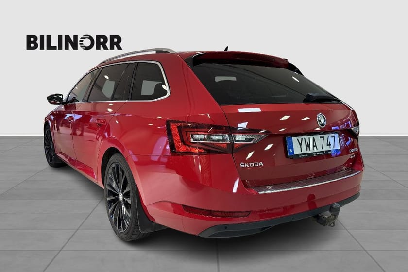 Bild 2 av Škoda Superb Kombi