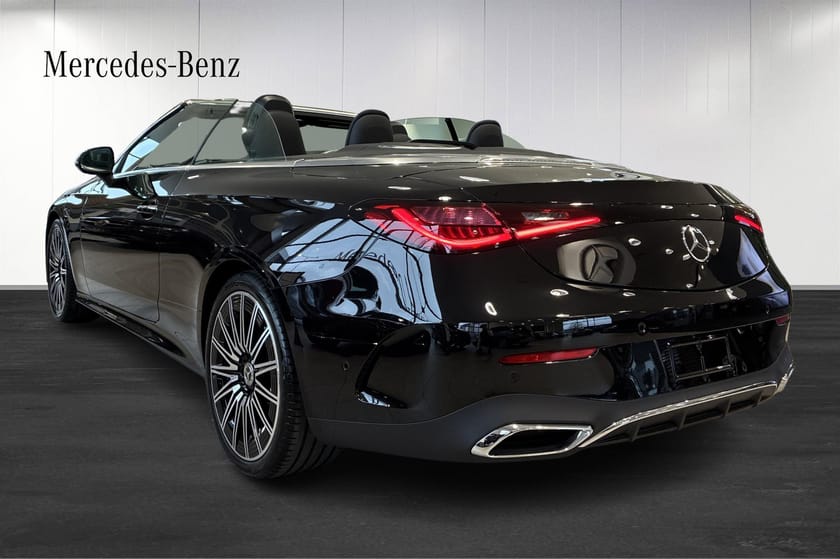Bild 3 av Mercedes-Benz CLE 200 Cabriolet | DISTRONIC | AMG Line