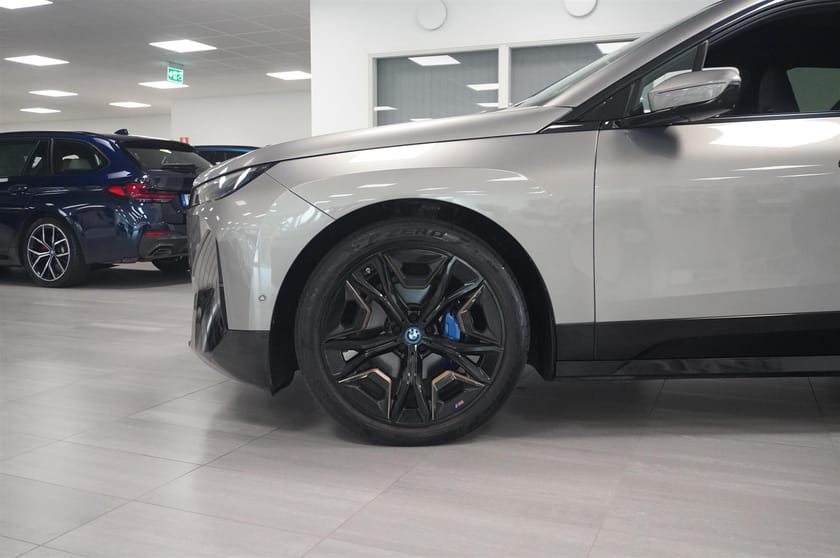 Bild 3 av BMW iX xDrive50