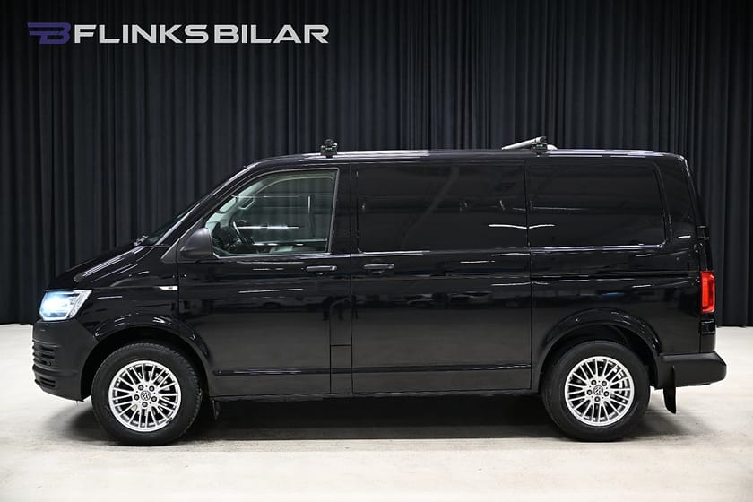 Bild 2 av Volkswagen Transporter DSG 150HK Dubbeldörr|Inredd|LED|Drag|Värmare|NyKamrem
