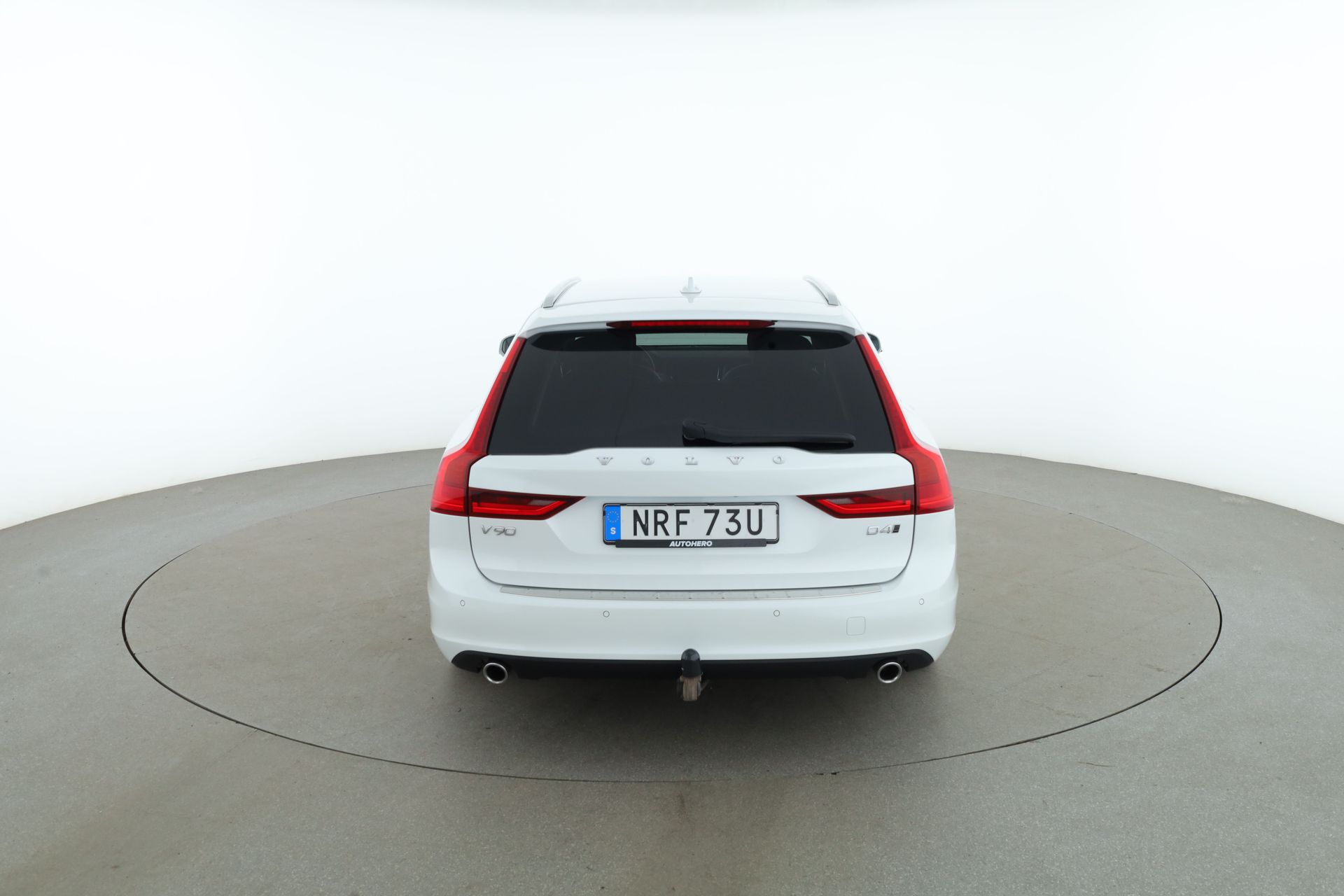 Volvo V90 2019, photo 4/10