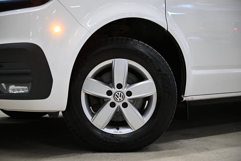 Bild 4 av Volkswagen Transporter 4Motion 150HK L2|Servicebil|Nedlackad|LED|Dubbelgolv