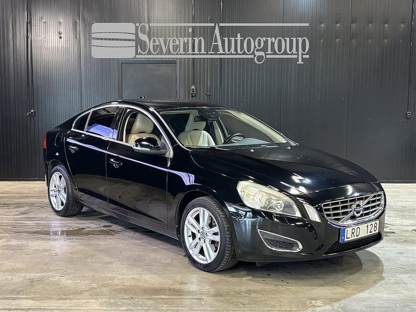 Bild 1 av Volvo S60 T3 (150hk) Momentum Business Edition