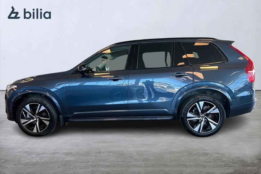 Bild 3 av Volvo XC90 7 Säten B5 AWD Diesel Plus Dark, Dragkrok, 360 kamera
