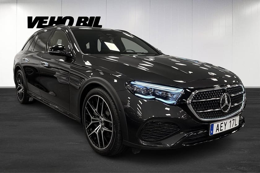 Bild 2 av Mercedes-Benz E 300 de 4MATIC All-Terrain Luftfjädring, Burmester Drag
