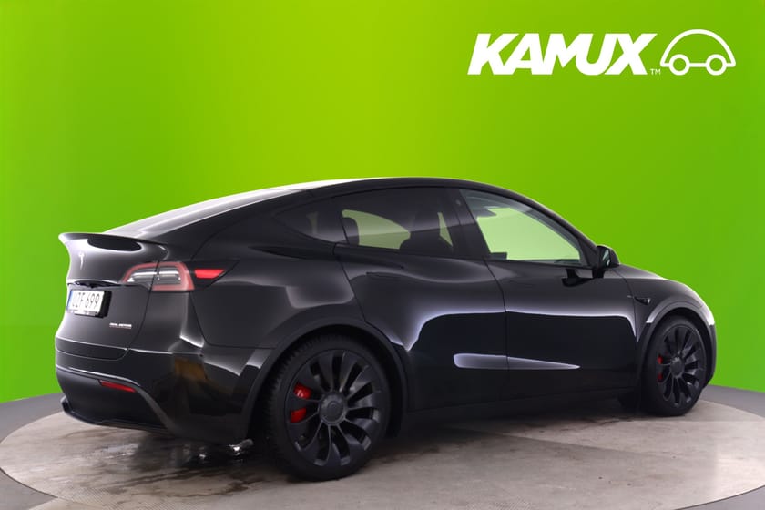 Bild 2 av Tesla Model Y Performance 534hk Pano Drag