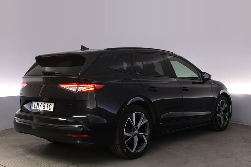 Bild 5 av Škoda Enyaq iV 80x Skoda SportLine Elstol BLIS AdapFarth Kamera