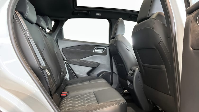 Bild 5 av Nissan Qashqai MHEV 158 Automat Tekna+ Plus / Glastak / Mildhybrid / Demo