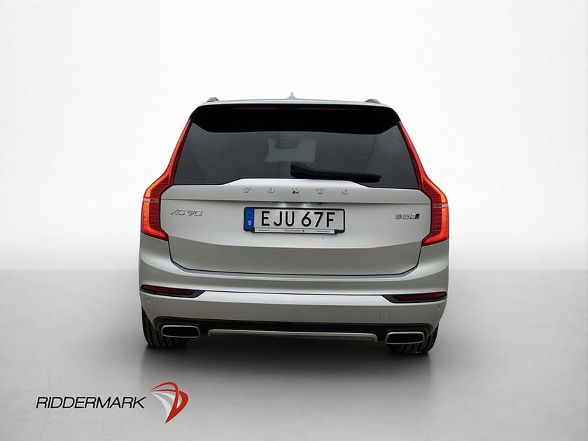 Bild 5 av Volvo XC90 7 Säten B5 AWD R-Design Pano B&W HUD VOC 360° 4-Zon MOMS
