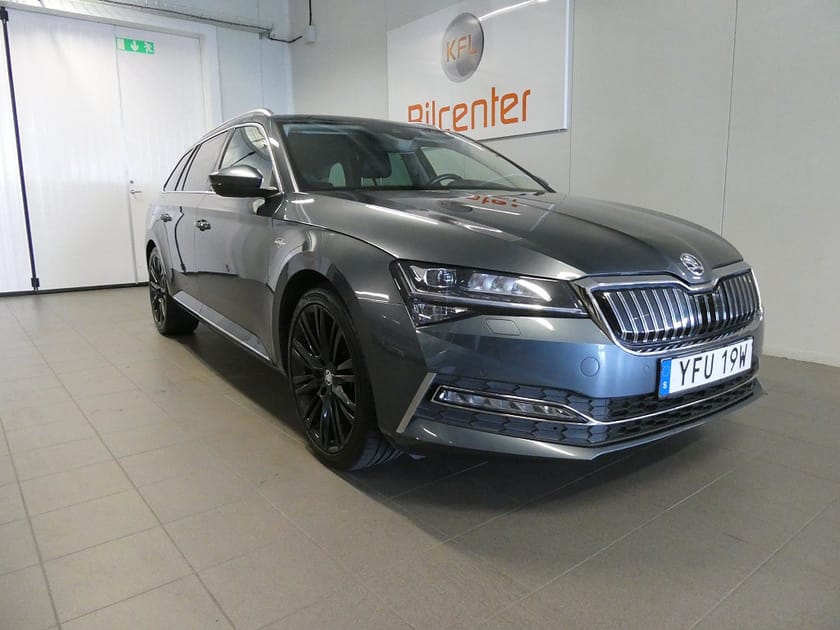 Bild 3 av Škoda Superb iV Kombi Skoda 1.4 TSI L&K-Skinn-Kam-Navi-Värmare-CockPit-Drag-SoV