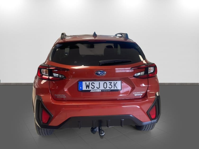 Bild 3 av Subaru Crosstrek e-Boxer Adventure v-hjul,dragkrok,motorvärmare