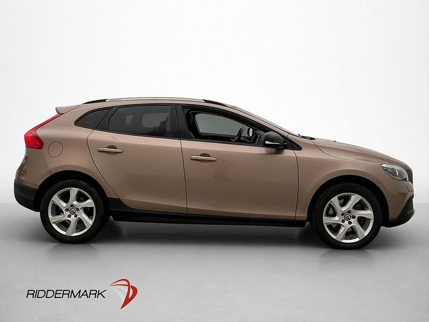 Bild 4 av Volvo V40 Cross Country D3 150hk Summum Värm Skinn Elstolar