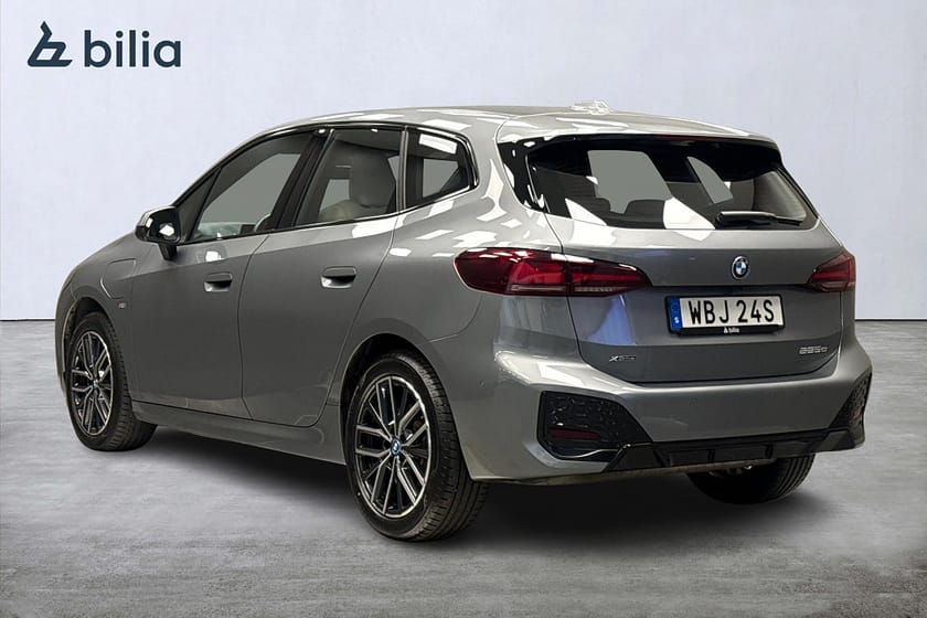 Bild 3 av BMW 225e xDrive Active Tourer Tourer/M Sport/Drag/Rattvärme/18" hjul
