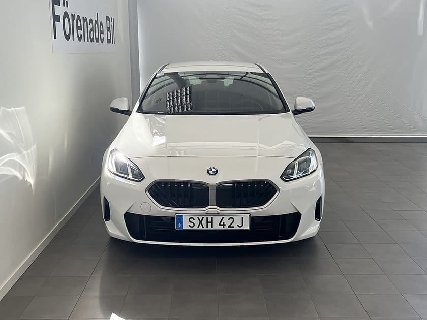 Bild 2 av BMW 120 PRIVATLEASING fr. 3.395 kr/mån 17" Auto Park Assist