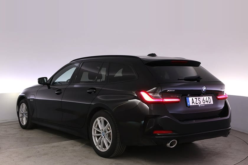 Bild 4 av BMW 330e xDrive Touring Kamera Navi H/K Värmare LED
