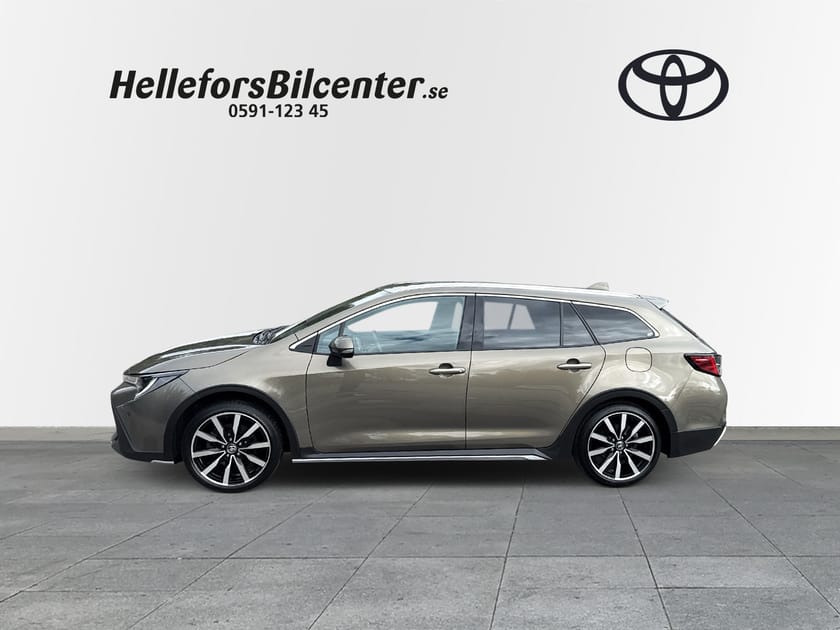 Bild 3 av Toyota Corolla TREK Hybrid 2,0 Drag Skinn Vhjul Car play