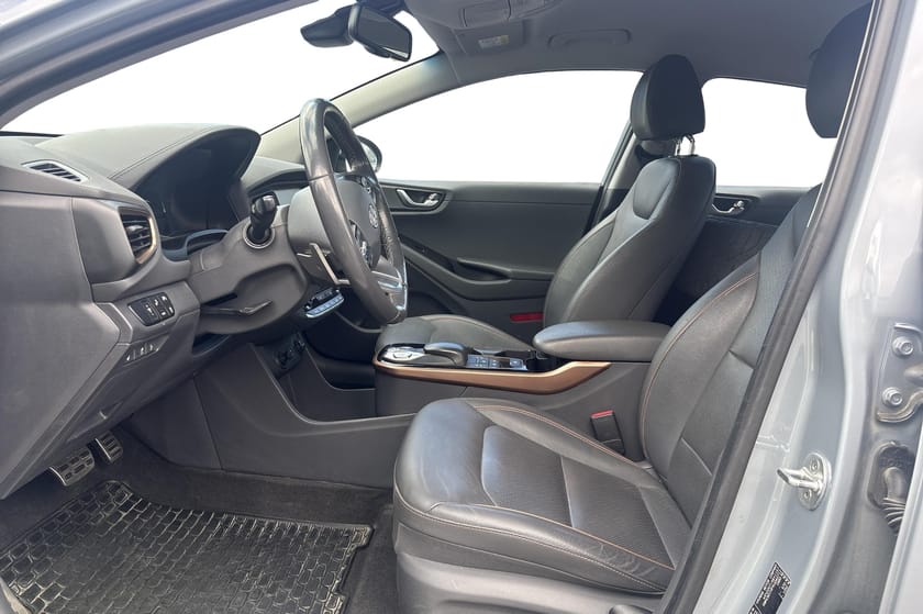 Bilde 3 av Hyundai Ioniq Electric Skinn I Navi I Lav km