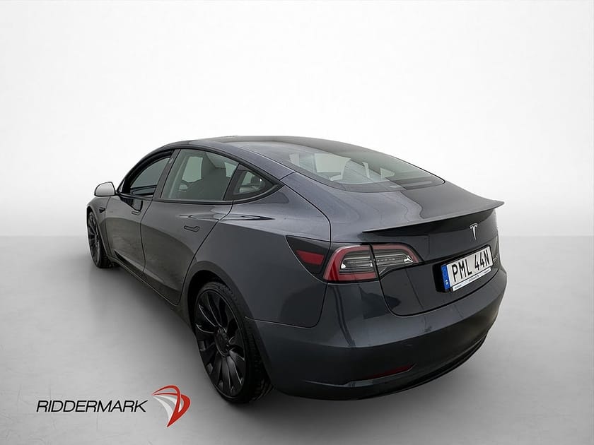 Bild 5 av Tesla Model 3 Performance Svensksåld Skinnklädsel