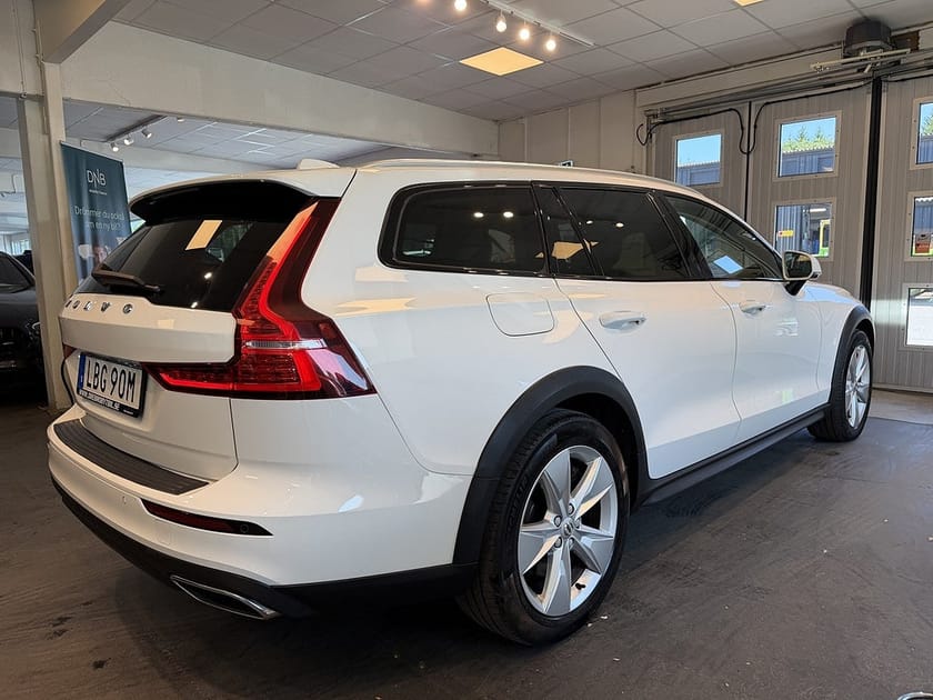 Bild 4 av Volvo V60 Cross Country D4 AWD Advanced SE II Drag Gps Värmare BLIS Kamrembytt