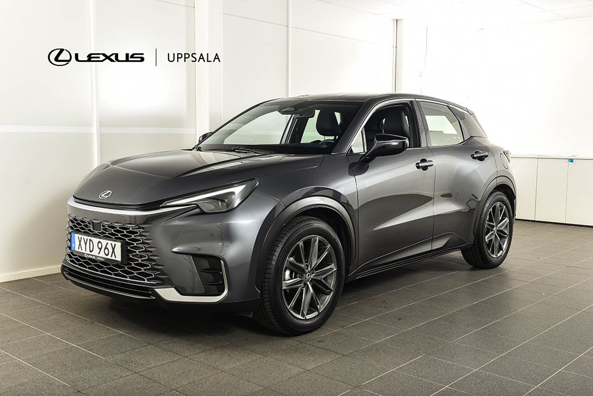 Lexus LBX