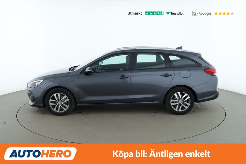 Bild 2 av Hyundai i30 Kombi 1.4 Trend / CarPlay, Rattvärme, Kamera, Drag
