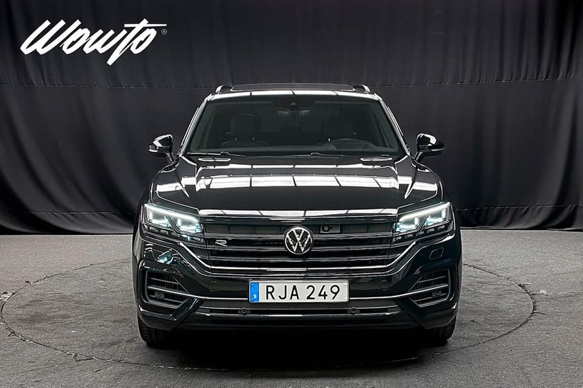 Bild 2 av Volkswagen Touareg R eHybrid V6 TSI 4M 462HK/Innovation/Moms