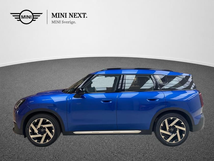 Bild 2 av MINI Countryman SE ALL4 Favoured Trim, Paket S, V-hjul ingår!