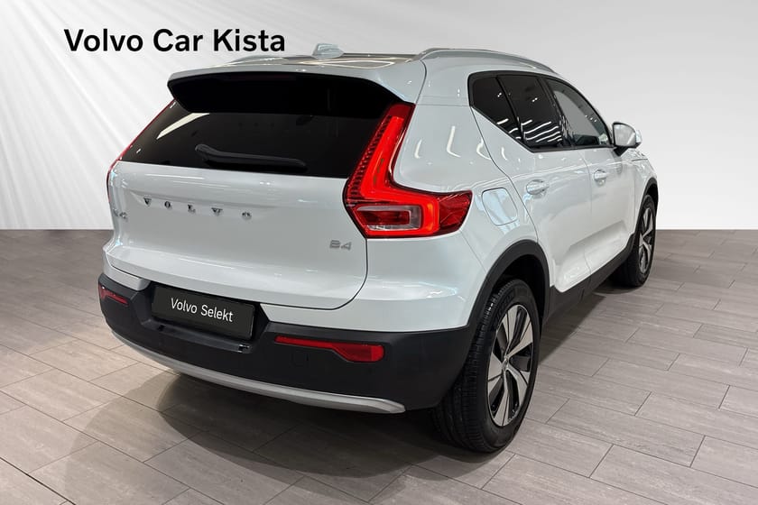 Bild 5 av Volvo XC40 B4 FWD Bensin Momentum Advanced Läder H/K