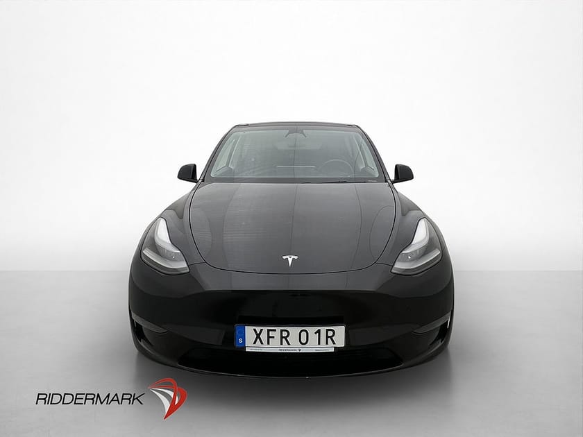 Bild 3 av Tesla Model Y Long Range AWD Pano AP Skinn Kamera 1 Brukare