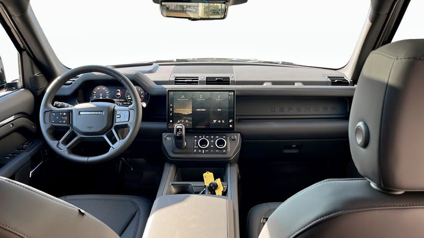 Bild 4 av Land Rover Defender P300e PHEV