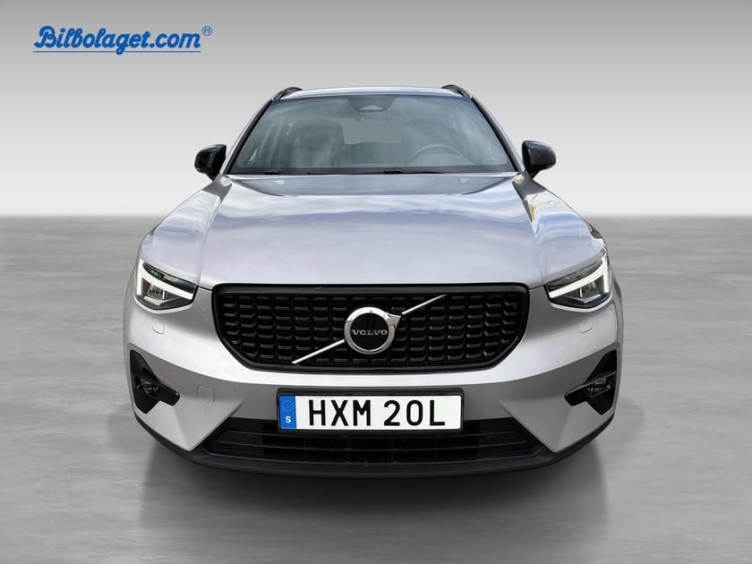 Bild 3 av Volvo XC40 B4 FWD Bensin Plus Dark